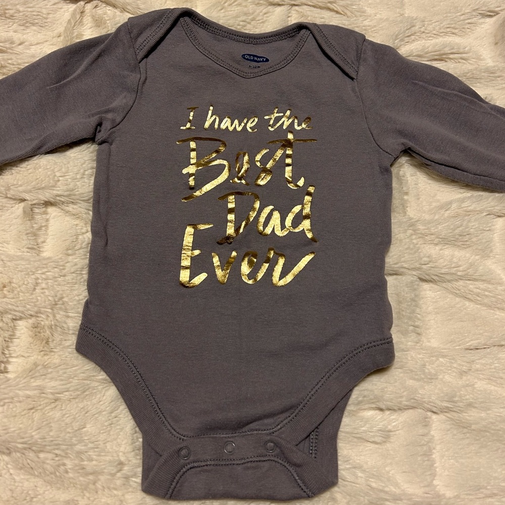 Lot of 4 Old Navy Onesies for Baby - Size 6-12M - Picture 4 of 9